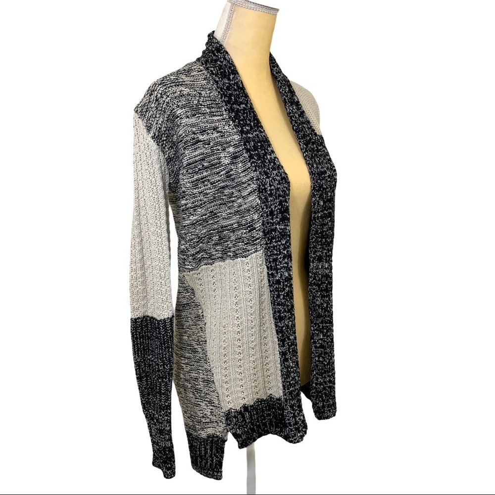 Urban‎ Outfitters Knit Colorblock Cardigan Cream Grey Black